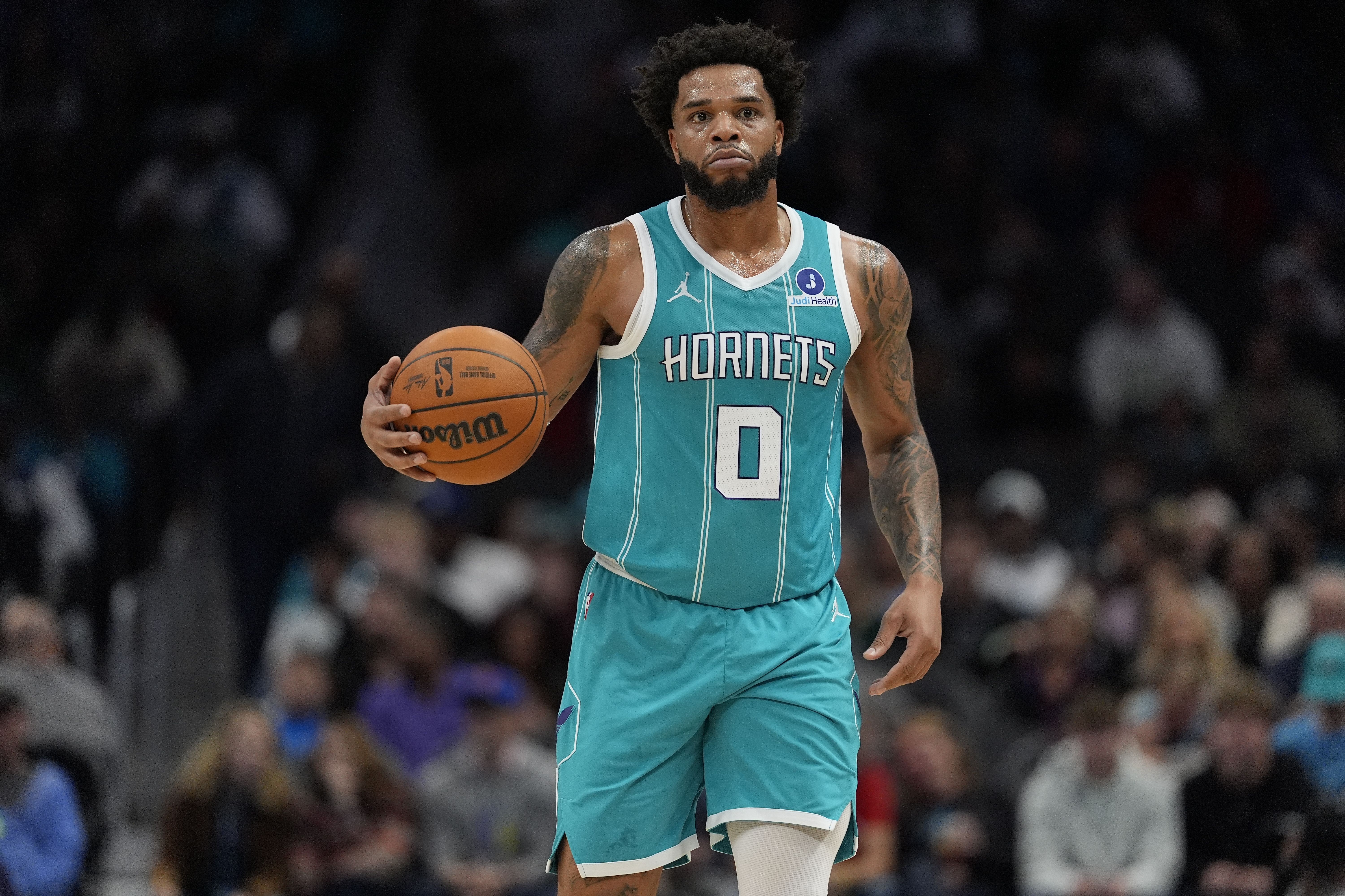 难救主！迈尔斯·布里奇斯19中10拿到24分9板8助 罚球6中4