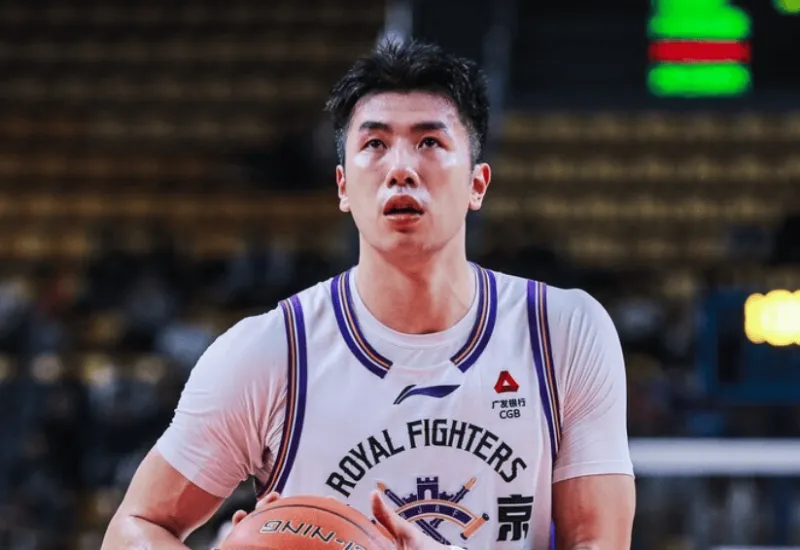 体育比赛-邹雨宸：我们这个阵容场上默契慢慢回来了，我们会越打越好